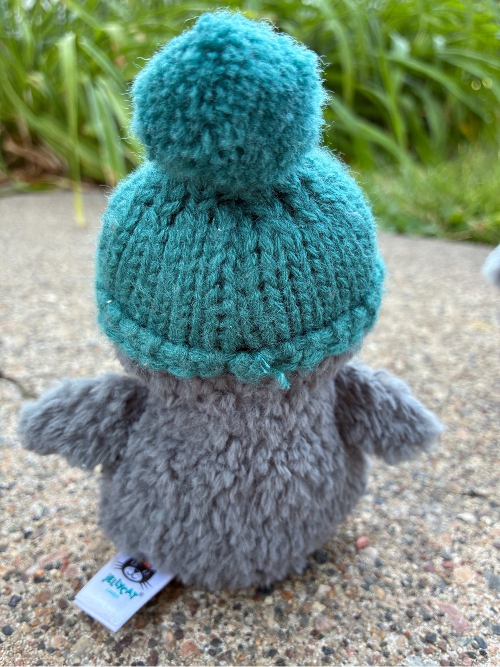 Jellycat Wee Winter Penguin with Teal hat. NWOT pet and smoke free home - Picture 4 of 6